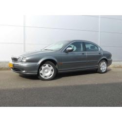 Jaguar X-Type 2.0 V6 150pk Executive