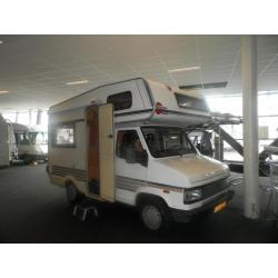 Burstner Alkoof Camper, zéér Compact. Elke Zondag open 12-