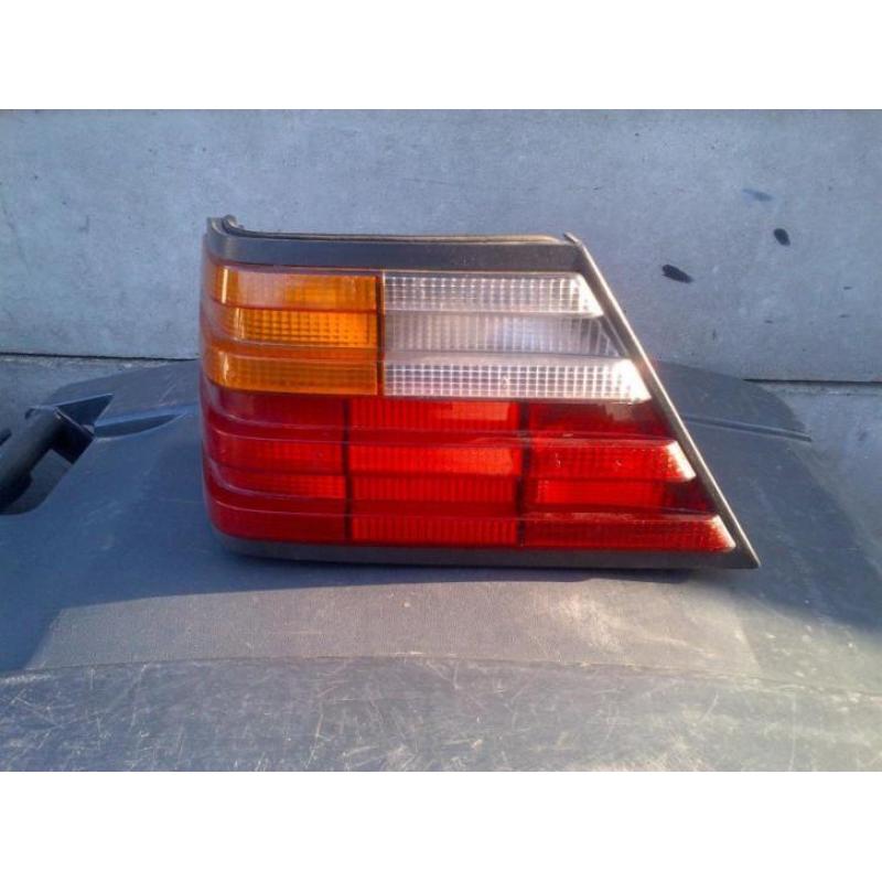 Linkerachterlicht voor Mercedes 200, 250 en 300. W124.