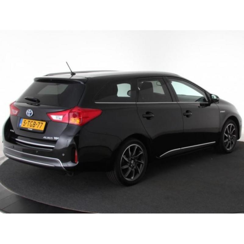 Toyota Auris Touring Sports 1.8 Hybrid Lease+ Navi Xenon