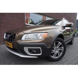 Volvo XC70 2.0 D4 FWD Nordic Navigatie Leder Xenon