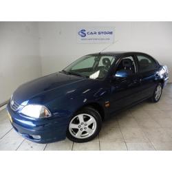 Toyota Avensis 1.8-16V LINEA LUNA (bj 2003)