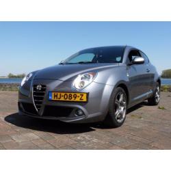 Alfa romeo mito 1.4 16v distinctive 62808 KM BJ 2011