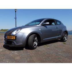 Alfa romeo mito 1.4 16v distinctive 62808 KM BJ 2011