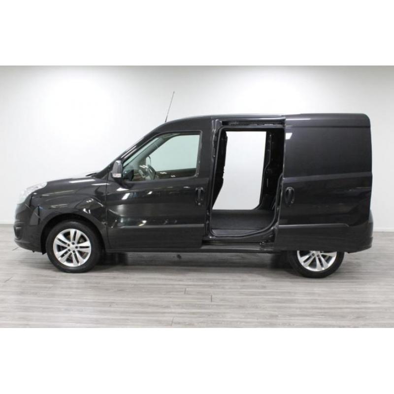 OPEL COMBO 1.3 ECOFLEX AIRCO NIEUW MODEL - Lease va €99 P/M