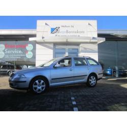 Skoda Octavia Combi 1.6 16V AMBIENTE Airco, Cruisecontrol