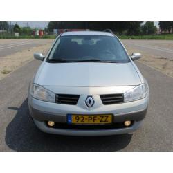 Renault Mégane Grand Tour 1.6-16V DYNAMIQUE COMFORT NIEUWE A