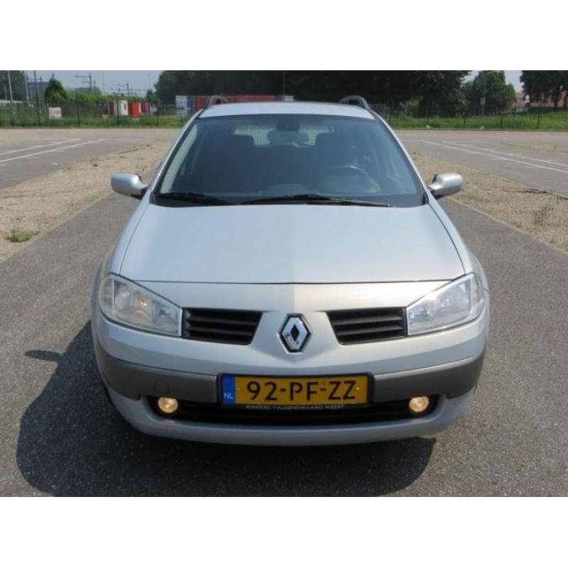 Renault Mégane Grand Tour 1.6-16V DYNAMIQUE COMFORT NIEUWE A