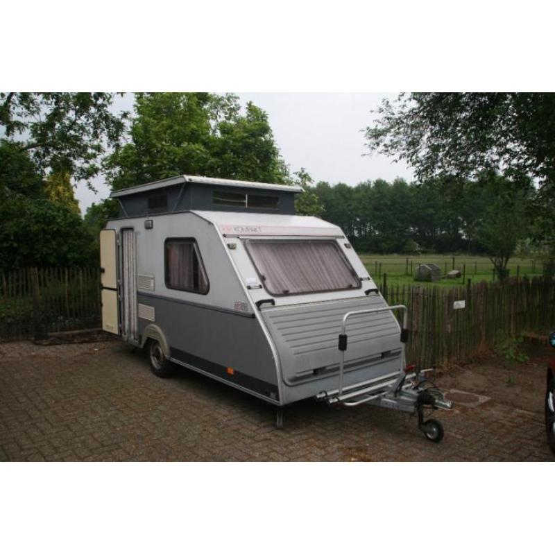 Kip Kompakt 37 EK caravan met hefdak