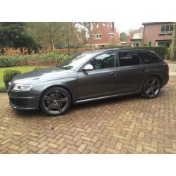 Titaniumkleur velgen+banden audi rs6