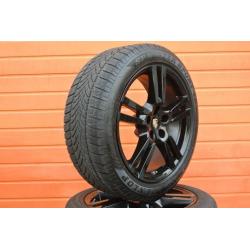 20" Porsche Macan Turbo S Velgen + Dunlop Winterbanden RDK