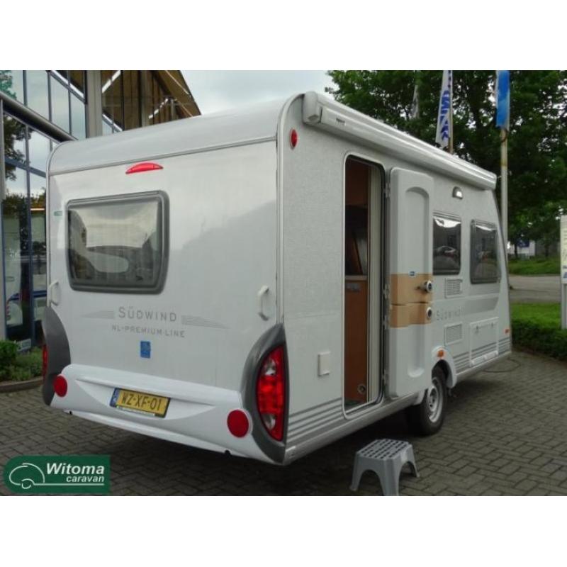 Knaus Sudwind 420 QD mover en luifel