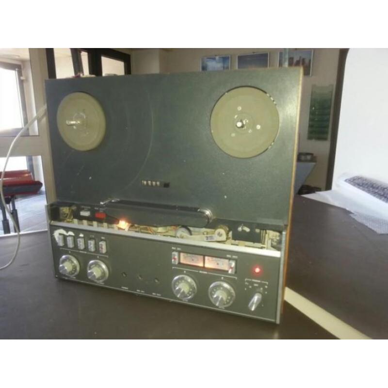 Revox A77 Mk IV taperecorder (2 sporen)