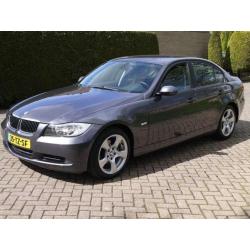 BMW 3-Serie 320d High Executive perfect onderhouden