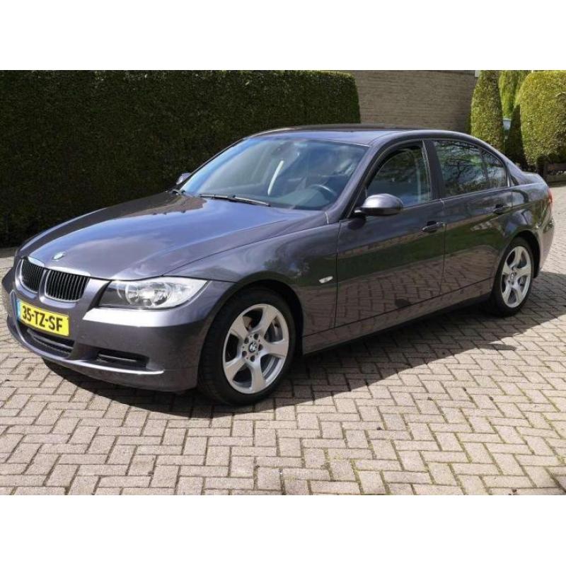 BMW 3-Serie 320d High Executive perfect onderhouden