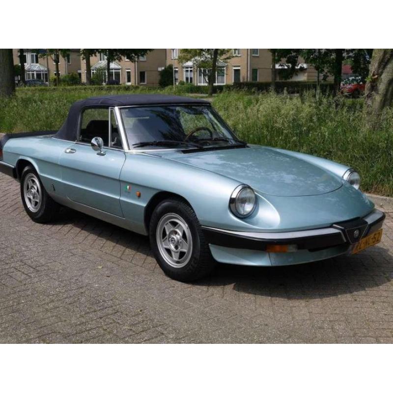 Alfa Romeo Spider 2.0 met 45 FOTOS website nwe apk