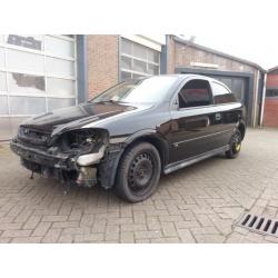 2x opel astra g opc 2.0 16v x20xer 160 pk, zonder kenteken.