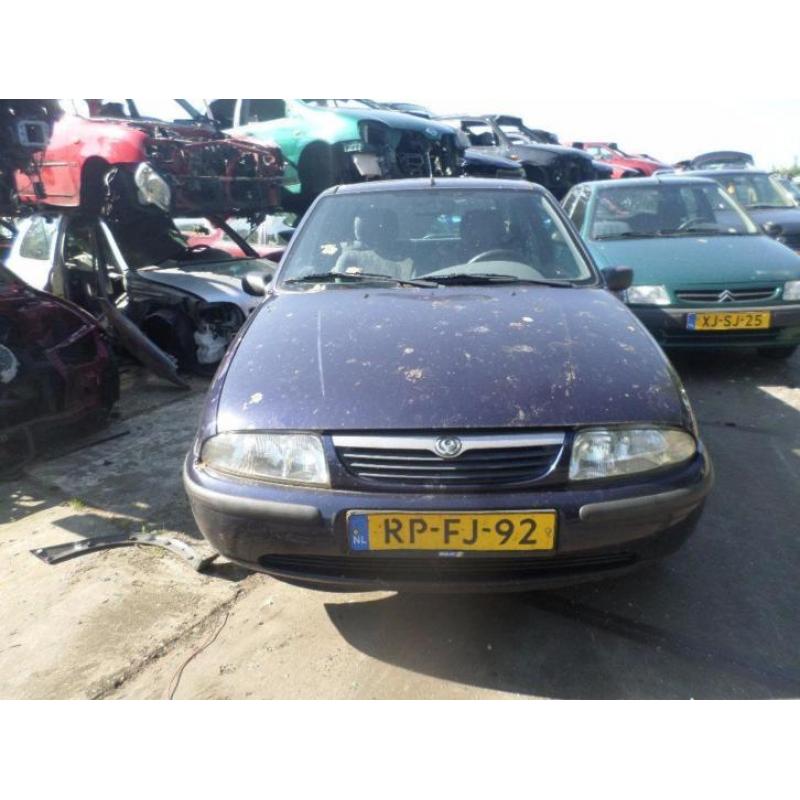 Ingekocht voor onderdelen Mazda 121 1.3 1996 - 2000