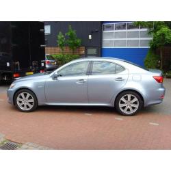 Lexus IS 220d ,nap,navi,airco,export € 5700