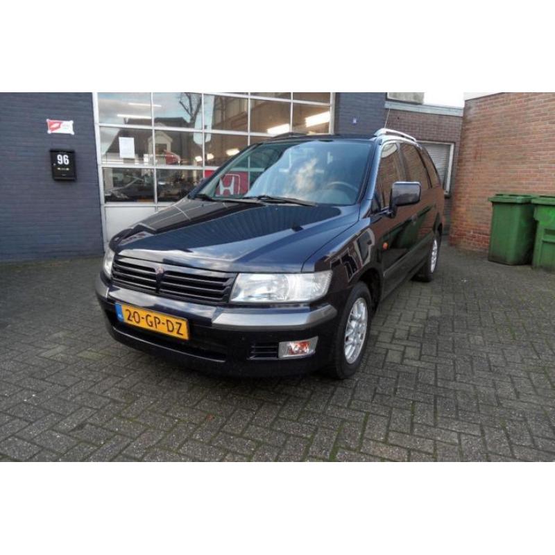 Mitsubishi Space-Wagon 2.4 GLX 2001 Blauw 7 Persoons