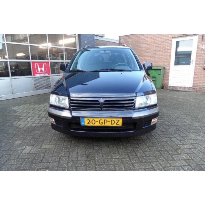 Mitsubishi Space-Wagon 2.4 GLX 2001 Blauw 7 Persoons