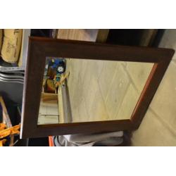 Wandspiegel / houten lijst