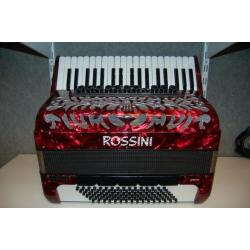 4 Korige Italiaanse accordeon 96 basser met 3 korig mussette