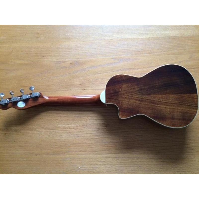 Fender Mino'Aka Koa Ukelele