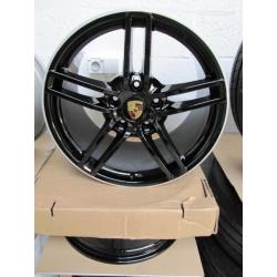 Porsche 991/997 ORIGINELE 19" Sport met banden