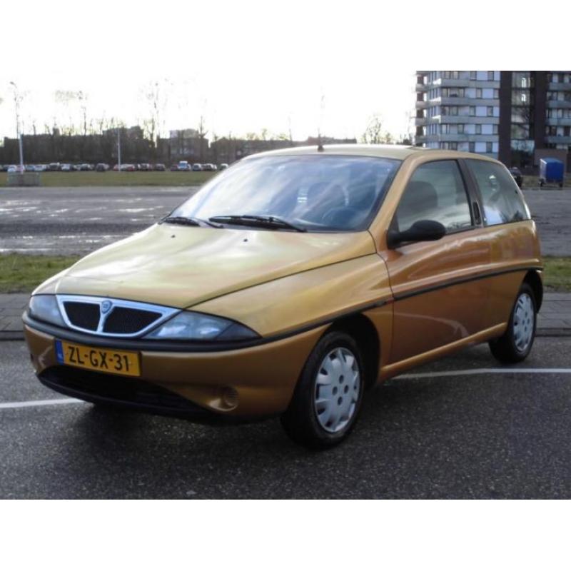 Lancia Ypsilon 1.2 LS (bj 1999)