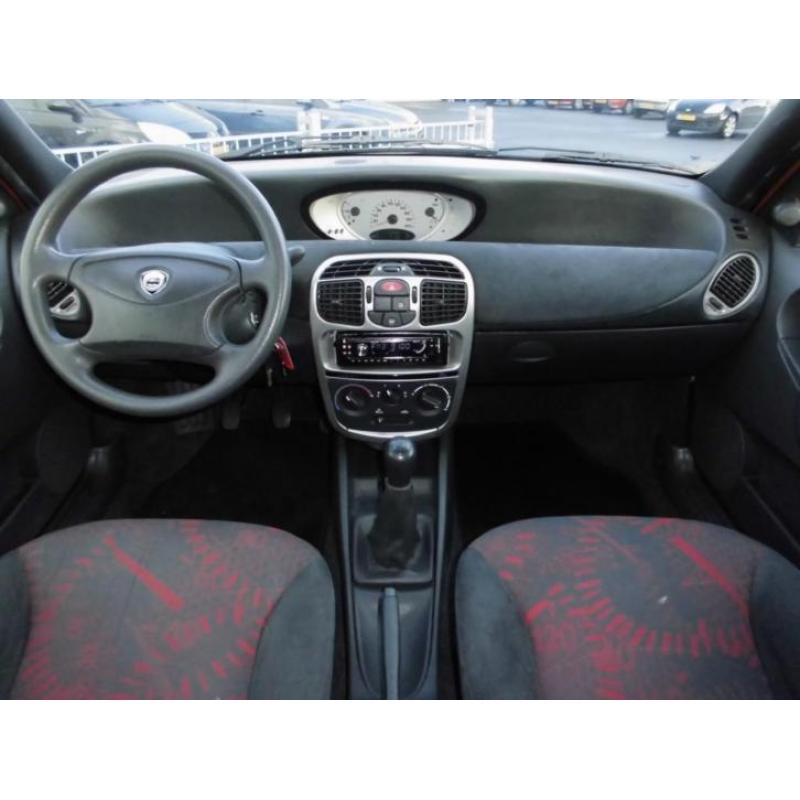 Lancia Ypsilon 1.2 LS (bj 1999)