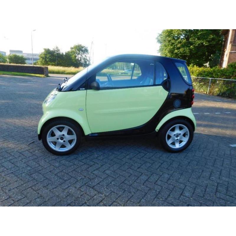 Smart city coupe 0.6 45kw pulse panoramadak