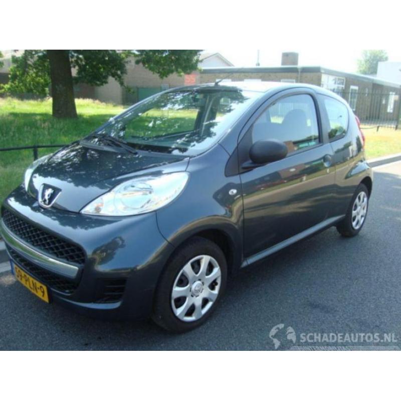 Peugeot 107 1.0-12V MET AIRCO RIJDBARE SCHADE! (bj 2011)