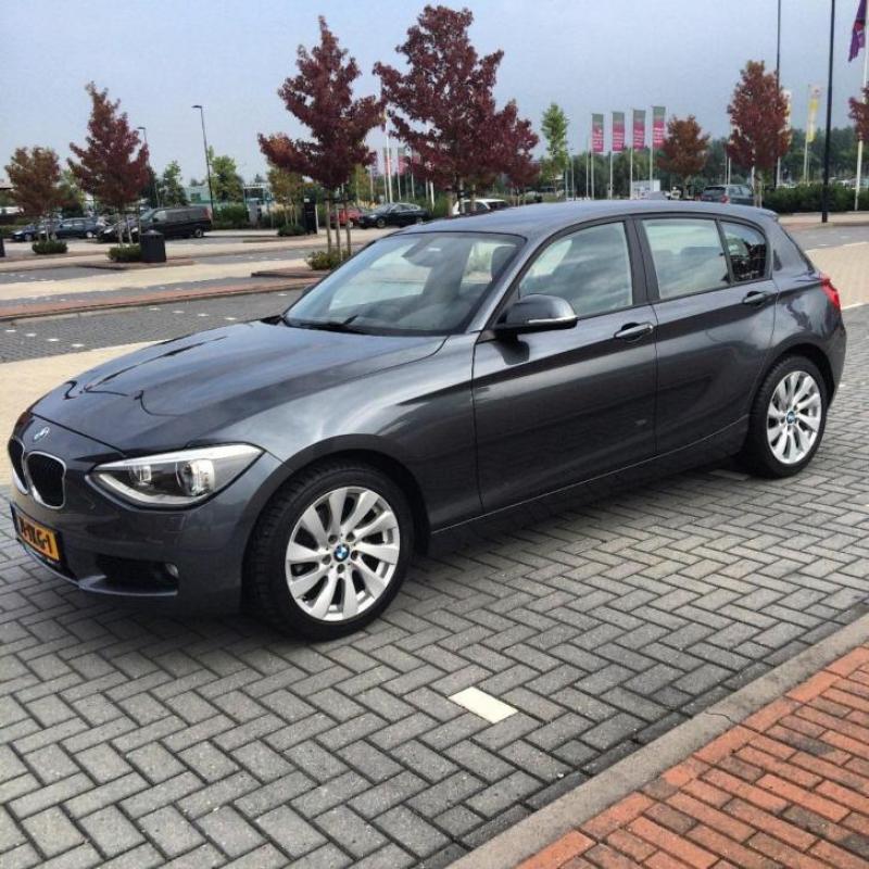 BMW 1-Serie 2.0 118D 5DR 2012 Mineralgrau Metallic