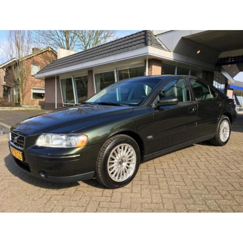 Volvo S60 2.4 KINETIC (bj 2006)