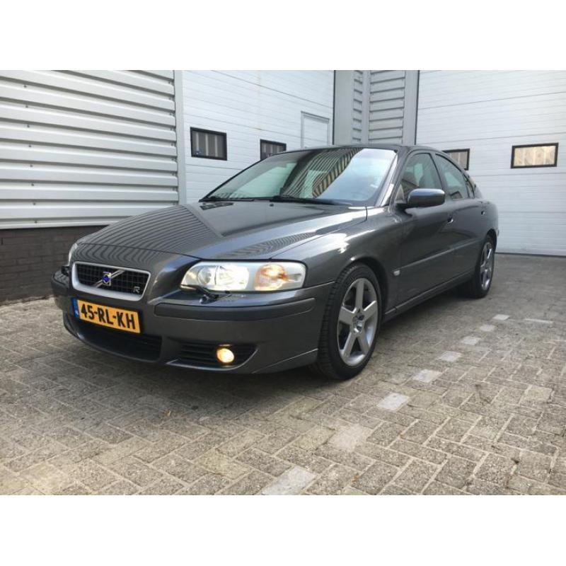 Volvo S60 2.5 R Geartronic 2003!!zeer nette auto!!vol opties