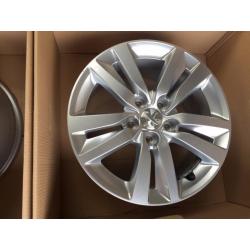 Peugeot 308 / 508 /407 velgen 16 inch (nieuwstaat)