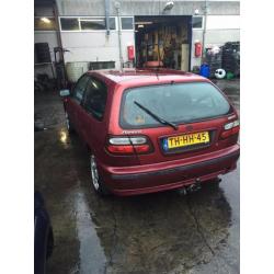 nissan almera onderdelen 1.6 bouwjaar 1998 kleur rood