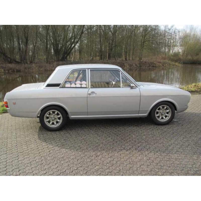 Ford CORTINA 1600 GT (bj 1969)