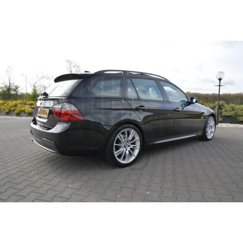 BMW 3-Serie 2.0 D 320D Touring M Sportpakket