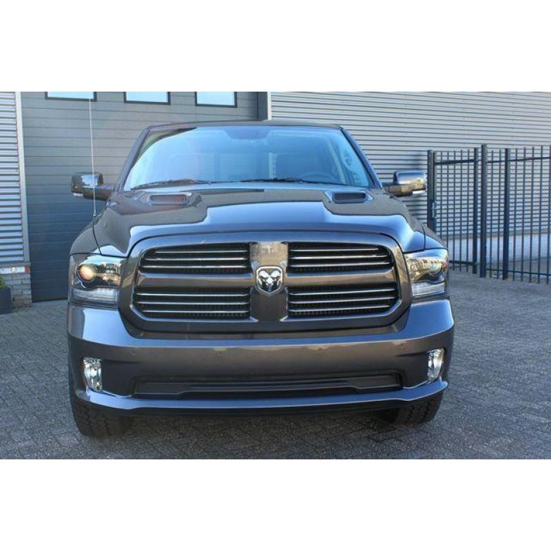 Dodge Ram 1500 4x4 Sport (bj 2016 automaat)