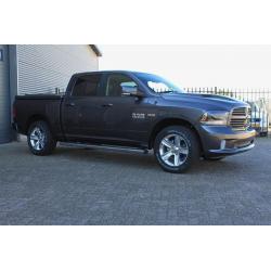 Dodge Ram 1500 4x4 Sport (bj 2016 automaat)