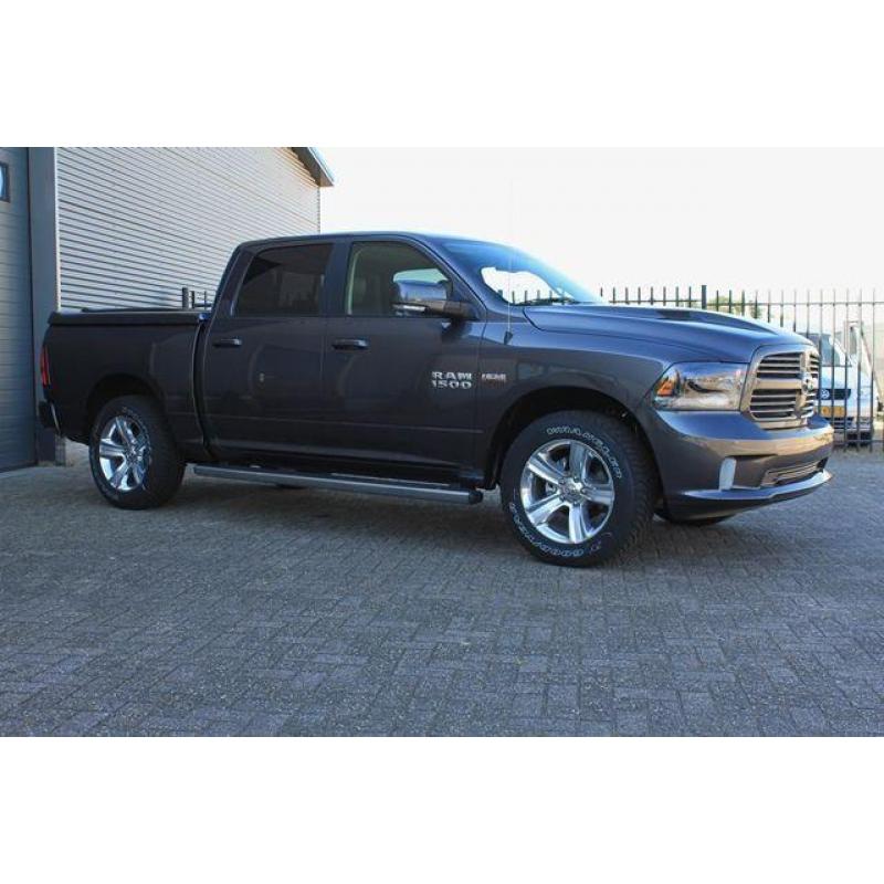 Dodge Ram 1500 4x4 Sport (bj 2016 automaat)