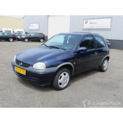 Opel Corsa 1.4I-16V Sport Airco (bj 2000)