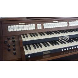 Domus orgel model 227, in goede staat!