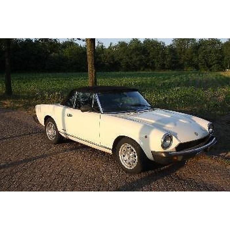 Fiat 124 Spider. 82 Cabrio in excellente staat