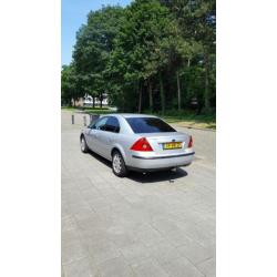 Ford Mondeo 1.8 16V 92KW Sedan 2001 Grijs