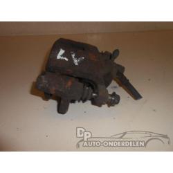 Remklauw links voor Daihatsu Charade 93-01