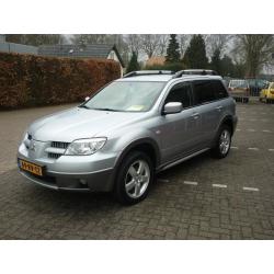 Mitsubishi Outlander 2.4 Intense 4WD / Automaat (bj 2005)