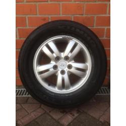 16 Inch Hyundai Tucson met banden 7mm profiel,